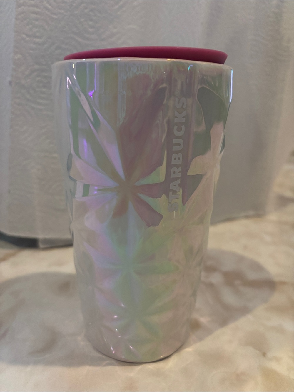 Starbucks Iridescent Pink & Green Geometric Travel Cup with Pink Lid - Picture 5 of 5